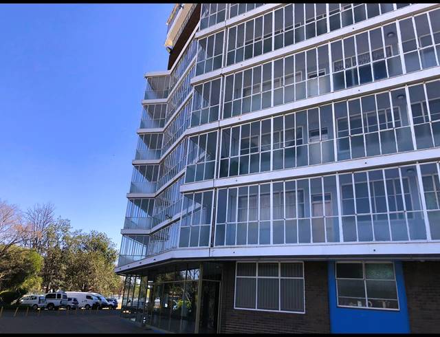 2 BEDROOM FLAT FOR SALE IN ARCON PARK
